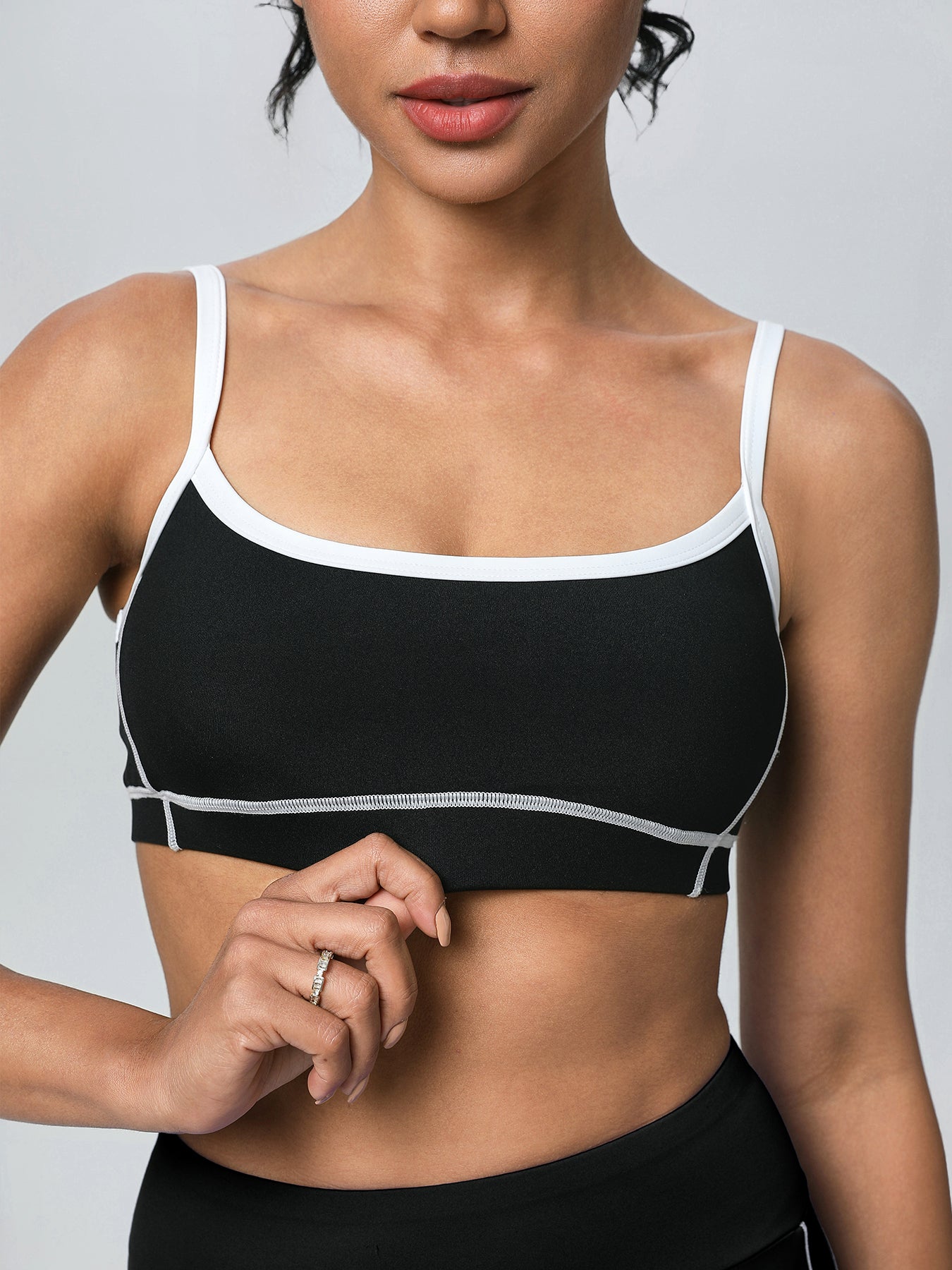 iVery Detachable Tight Sports Bra