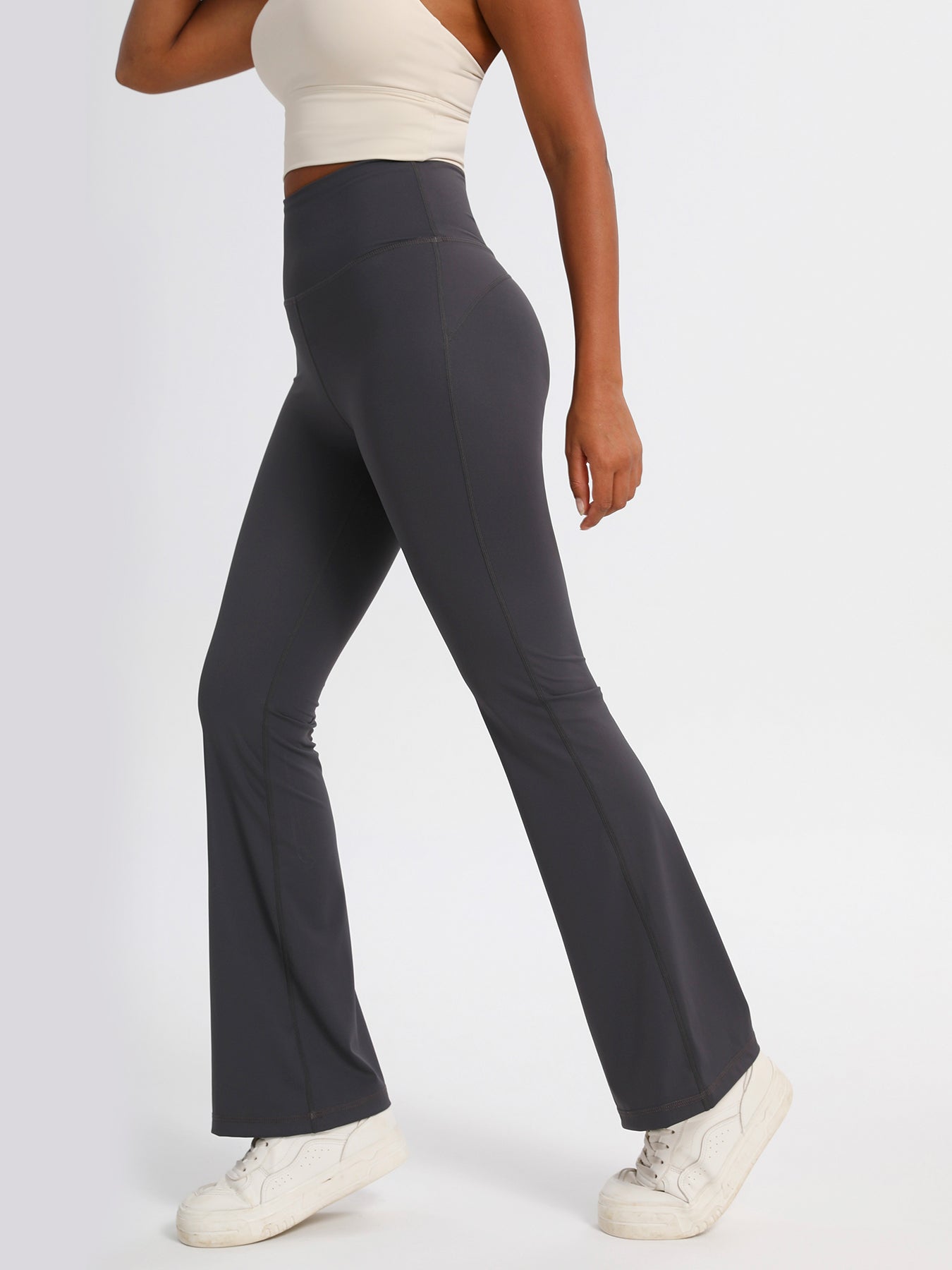 iVery High-Waisted Flared Yoga Pants