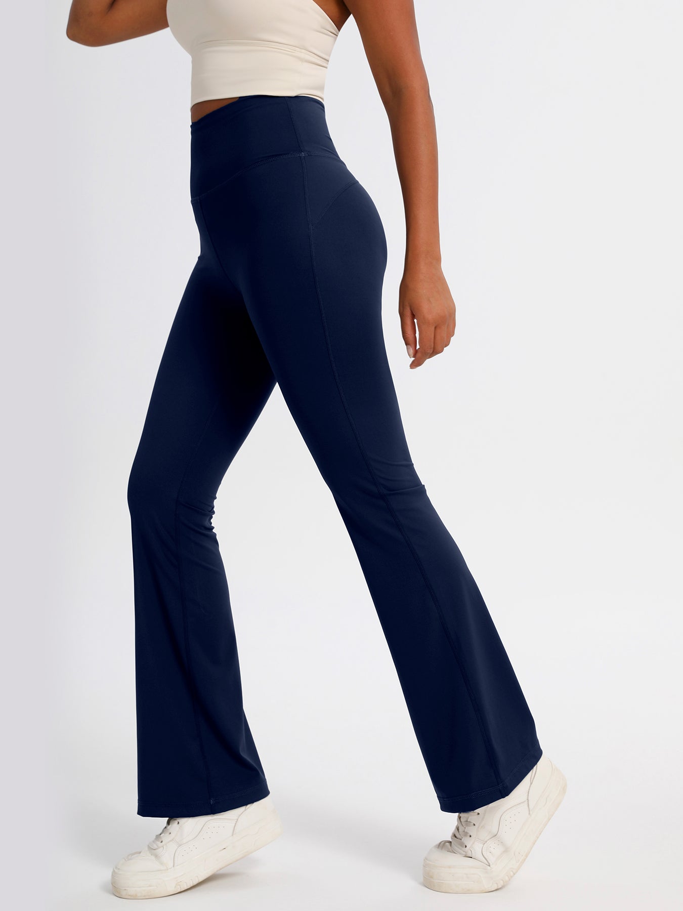 iVery High-Waisted Flared Yoga Pants